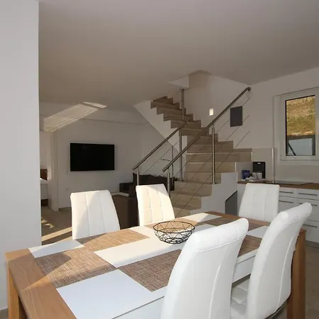 Sunset Sea View 8 Willa